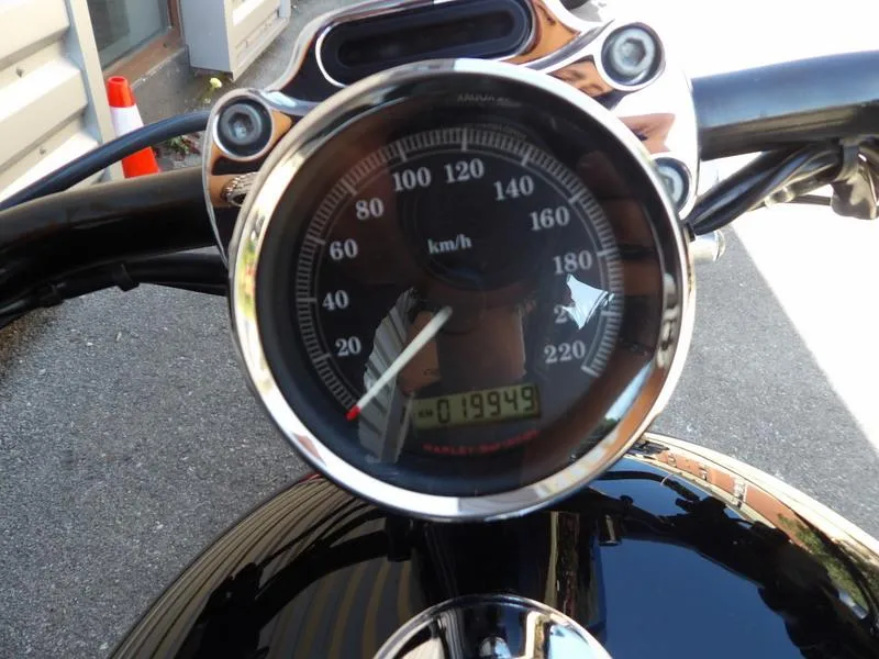 SPORTSTER CUSTOM 1200