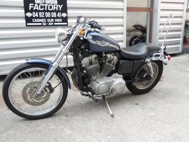 SPORTSTER 883