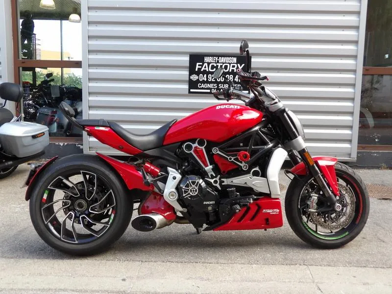XDIAVEL S