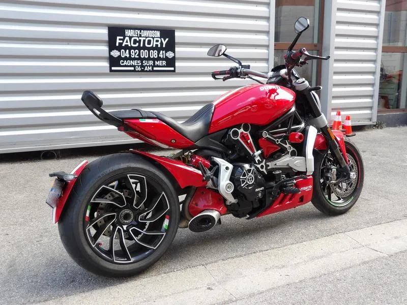 XDIAVEL S