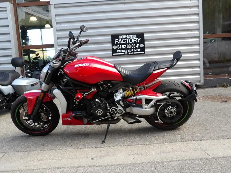 XDIAVEL S