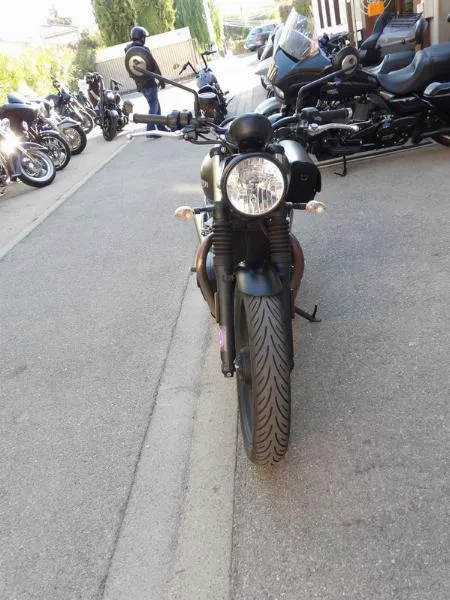 SPEED TWIN 900
