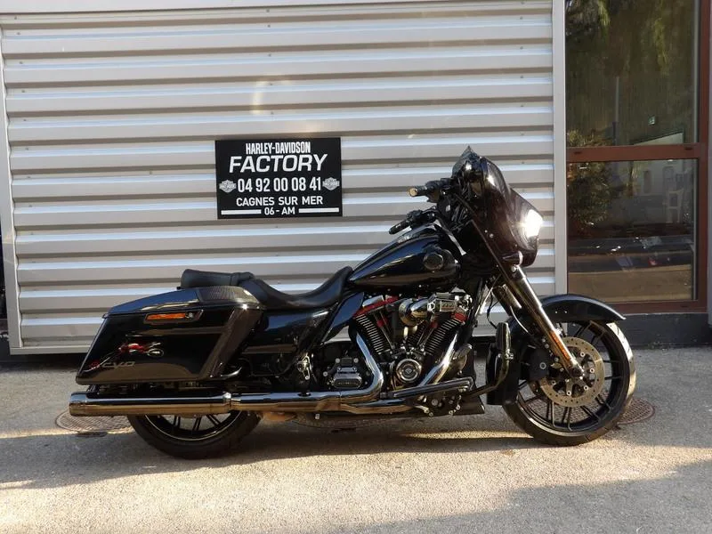 TOURING STREET GLIDE 1923 CVO 