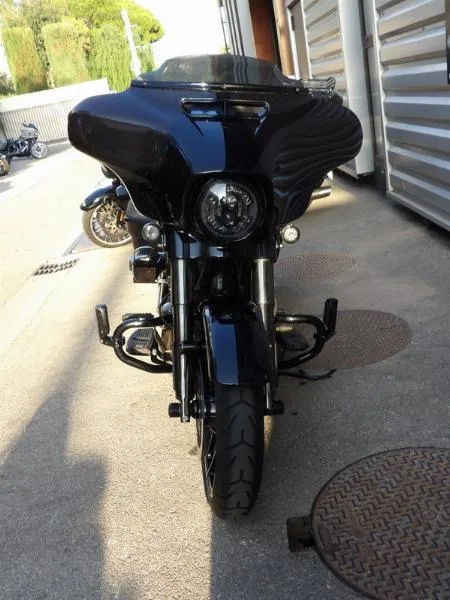 TOURING STREET GLIDE 1923 CVO 