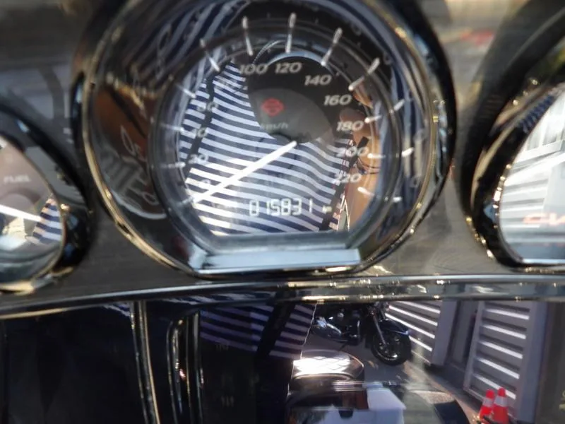 TOURING STREET GLIDE 1923 CVO 