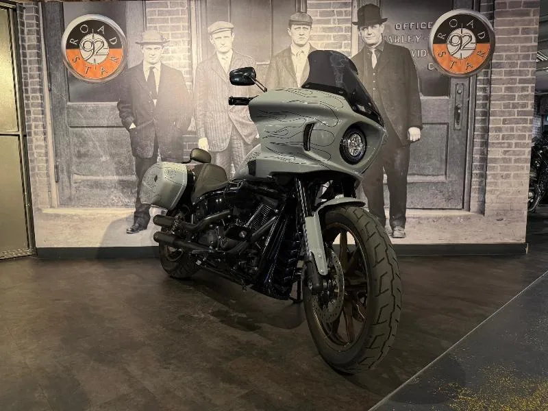 SOFTAIL LOW RIDER 1923 ST