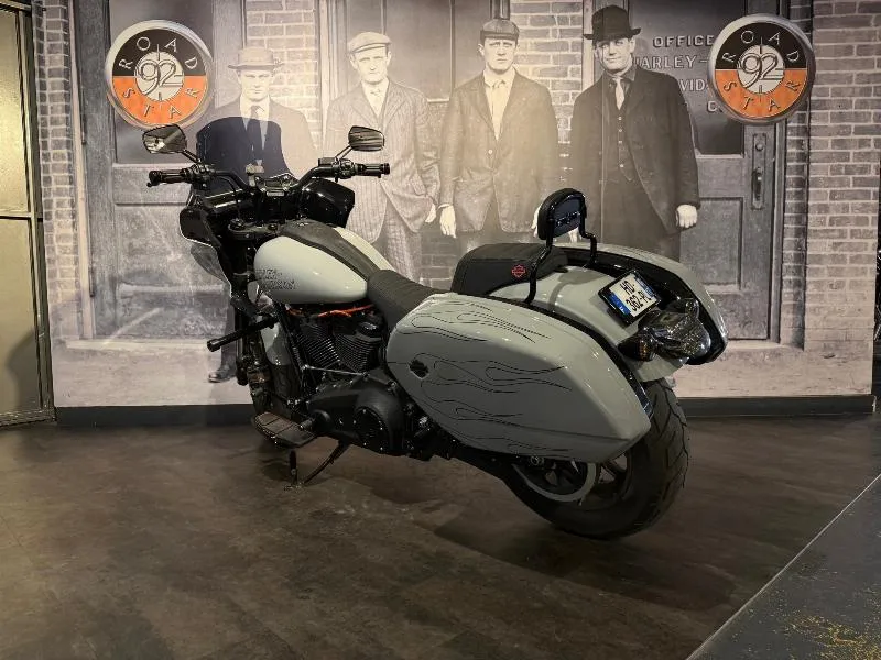 SOFTAIL LOW RIDER 1923 ST