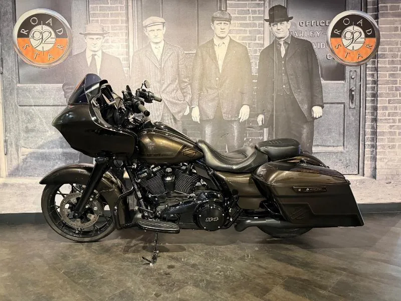 TOURING ROAD GLIDE 1868 SPECIAL