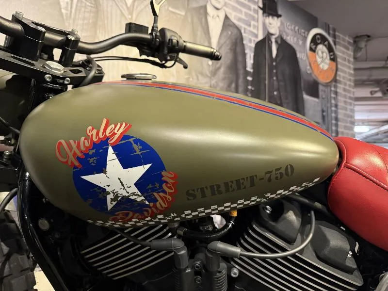 STREET 750