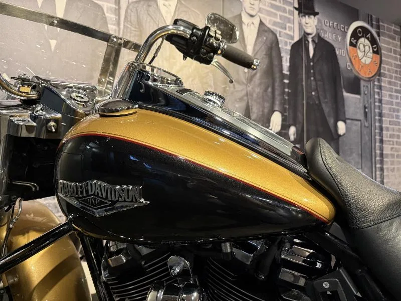 TOURING ROAD KING 1745 STANDARD