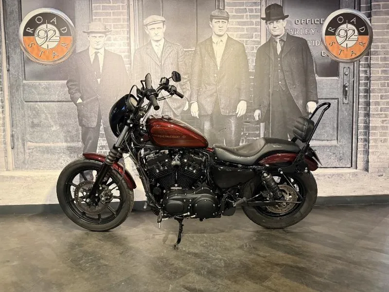 SPORTSTER IRON 1200
