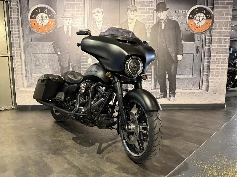 TOURING STREET GLIDE 1690 SPECIAL