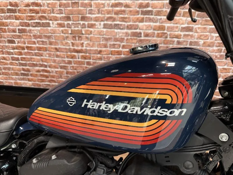 SPORTSTER IRON 1200