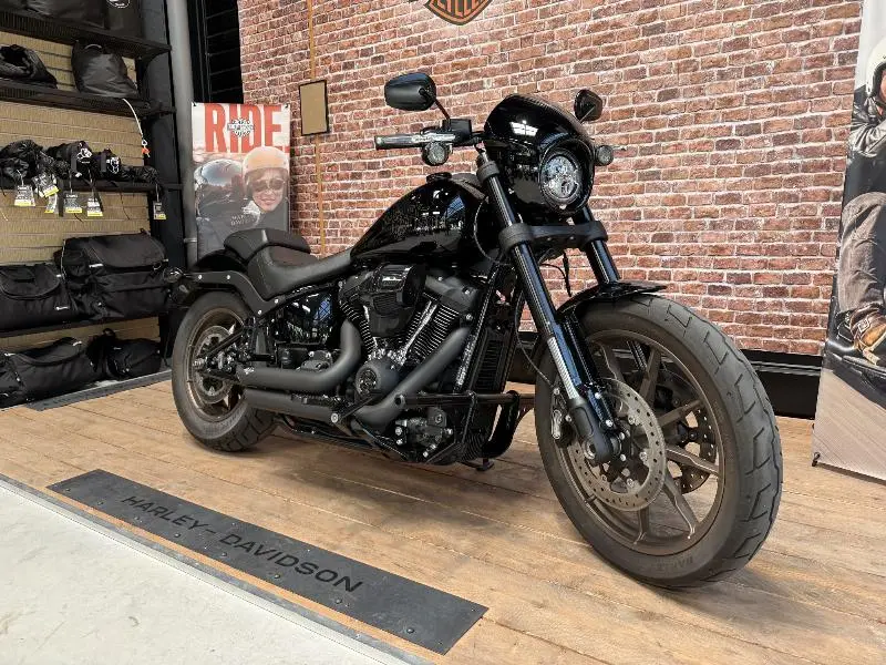 SOFTAIL LOW RIDER 1923 S