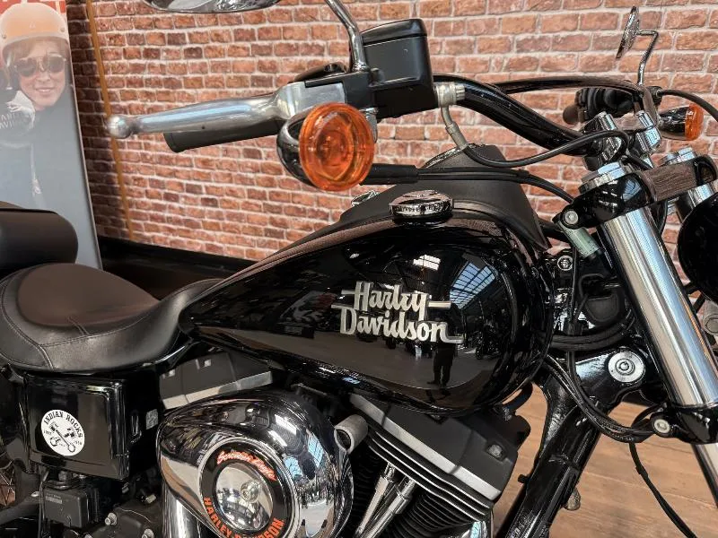 DYNA STREET BOB 1690