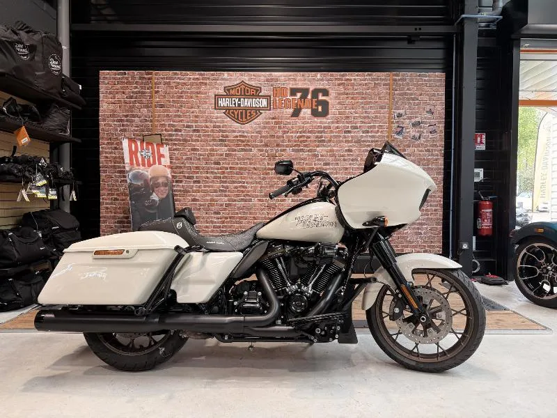 TOURING ROAD GLIDE 1923 ST