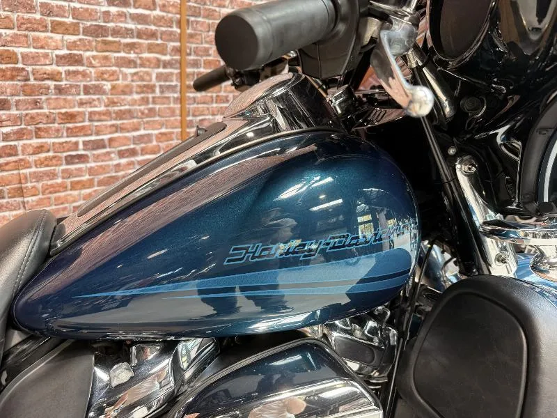TOURING ELECTRA GLIDE 1868 ULTRA LIMITED