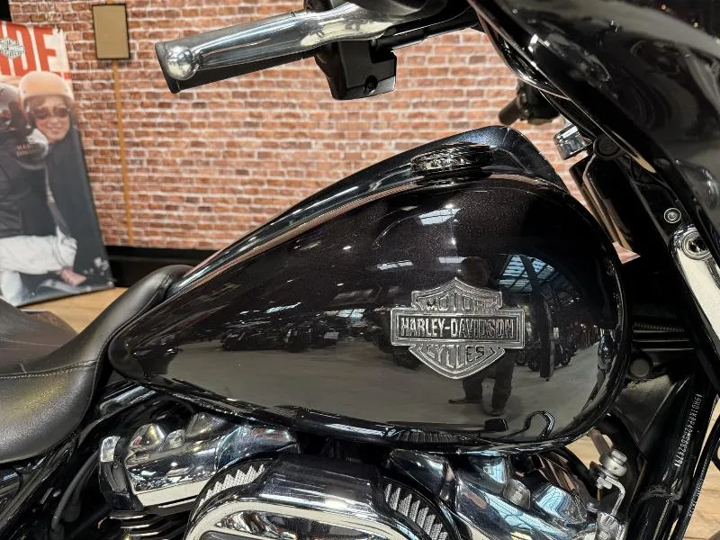 TOURING STREET GLIDE 1868 SPECIAL