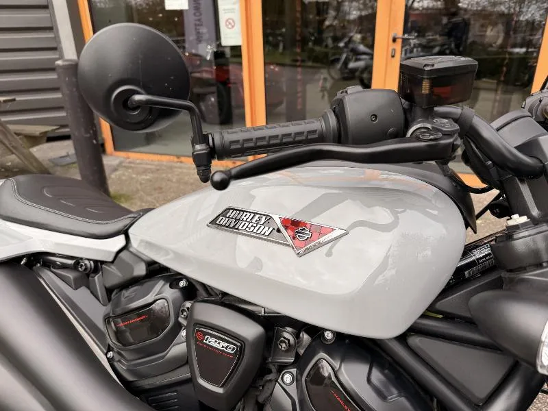 SPORTSTER 1250 S
