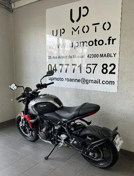 TRIDENT 660