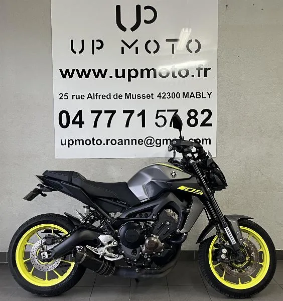 MT09