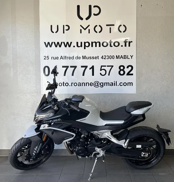 NK 800 SPORT