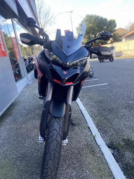 MULTISTRADA V2S