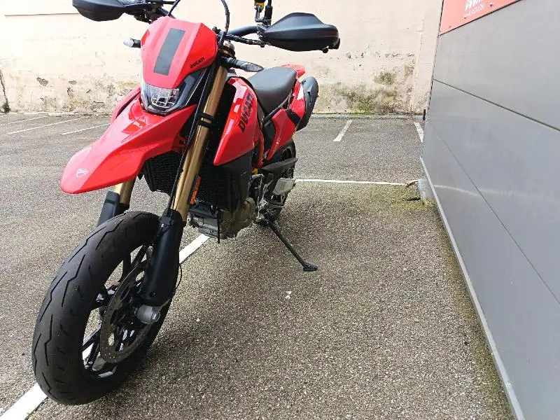 HYPERMOTARD