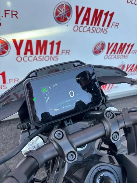 MT09