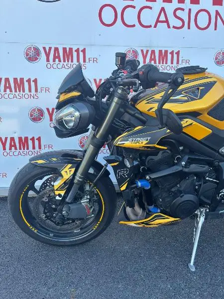 STREET TRIPLE 765 RS