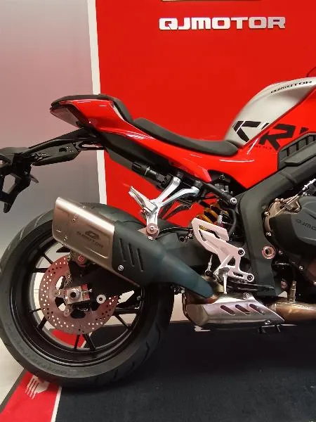 SRK800 R