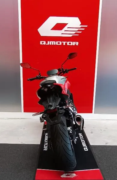 SRK800 R