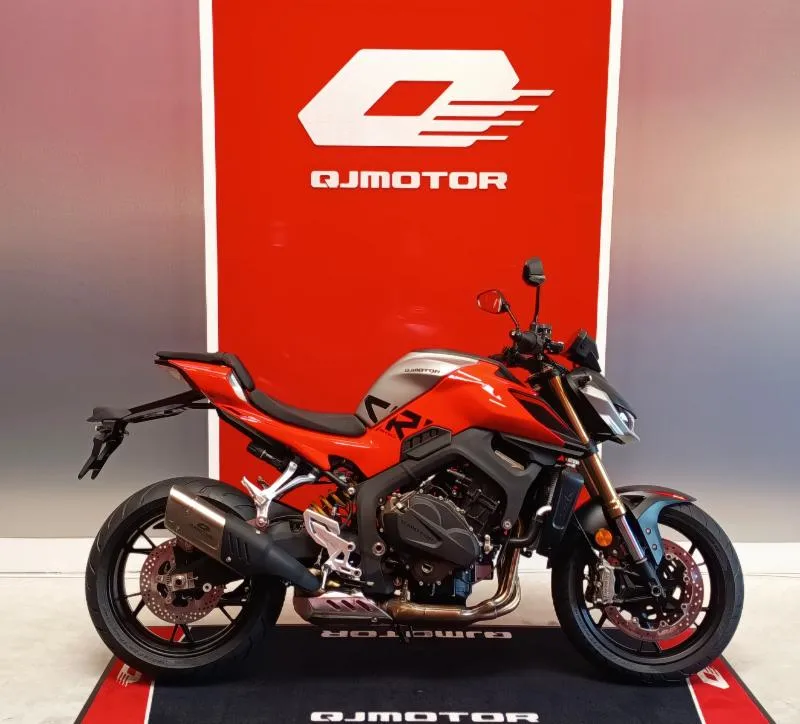 SRK800 R