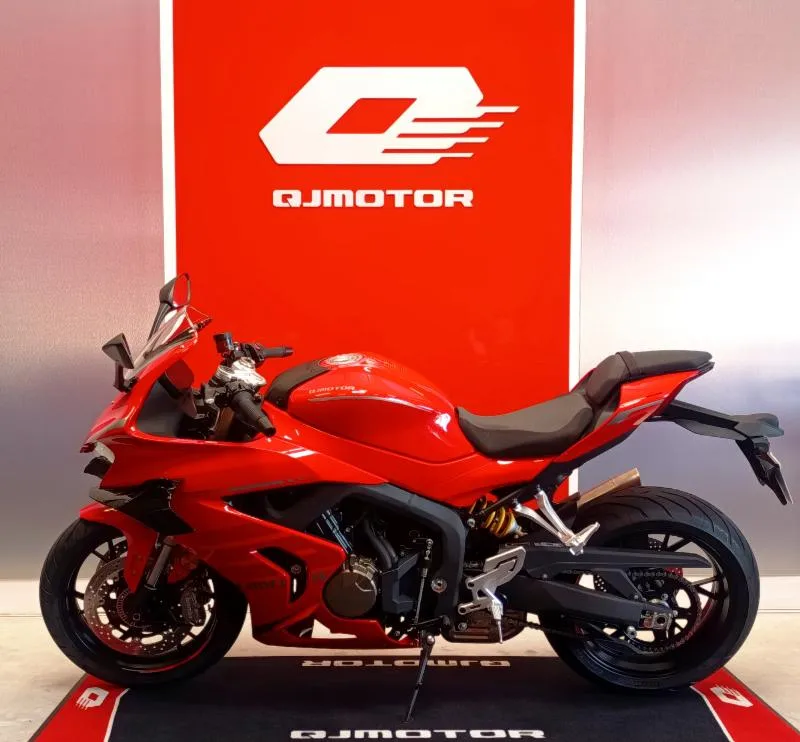 SRK 800 RR