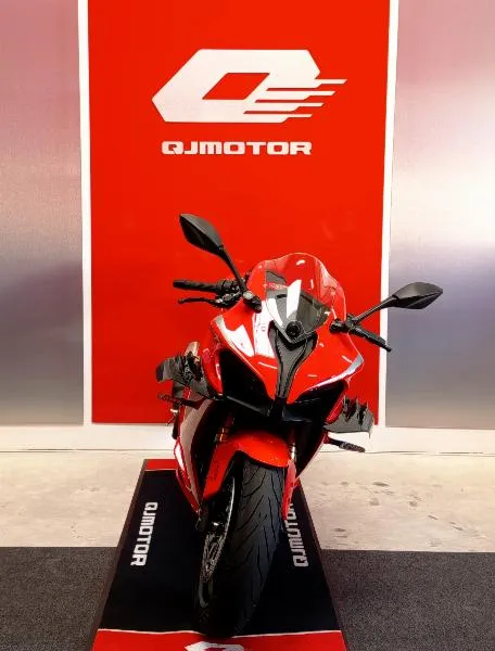 SRK 800 RR