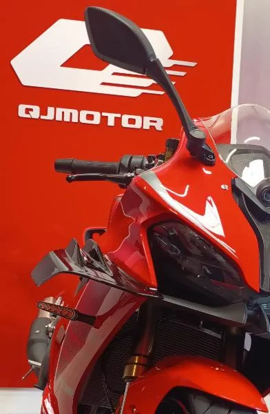 SRK 800 RR