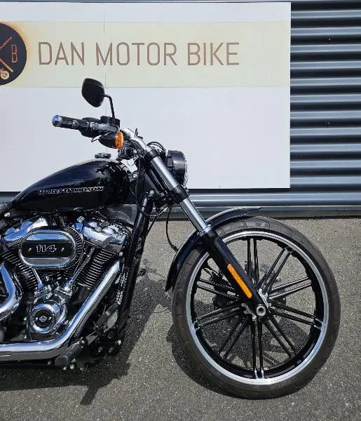 SOFTAIL BREAKOUT 1800