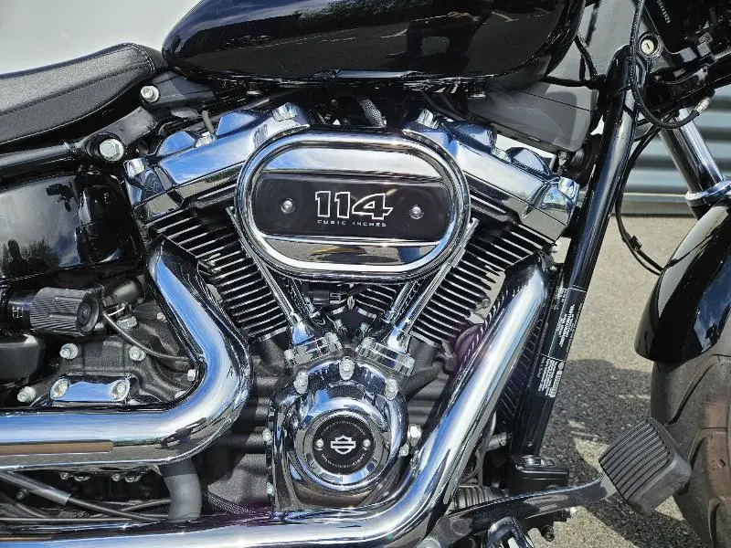 SOFTAIL BREAKOUT 1800