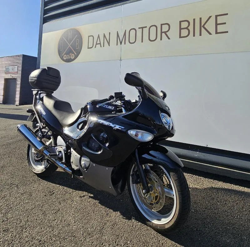 GSX750F