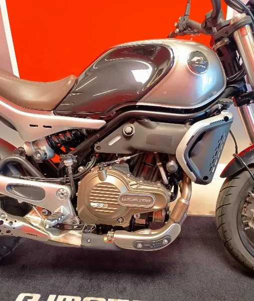 SRV 550