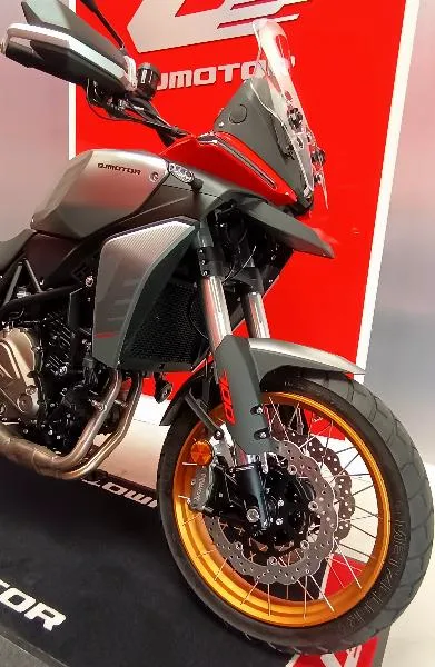 SRT 700 SX