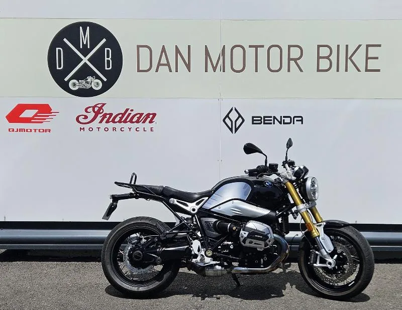 R NineT