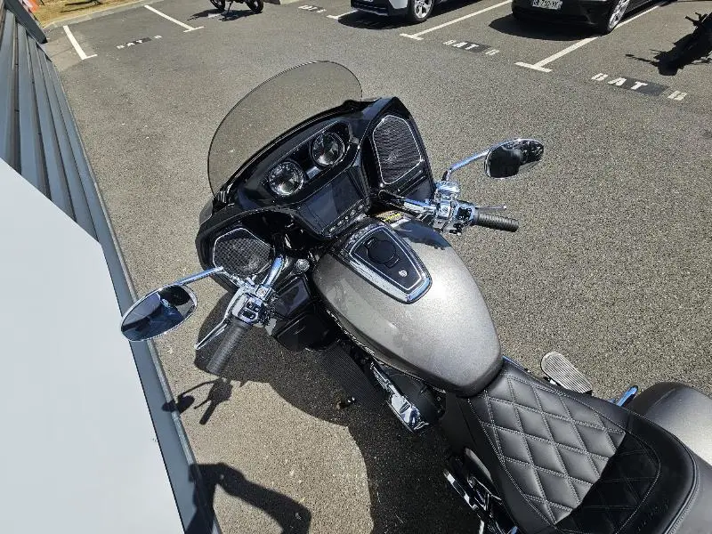 INDIAN PURSUIT DARK HORSE