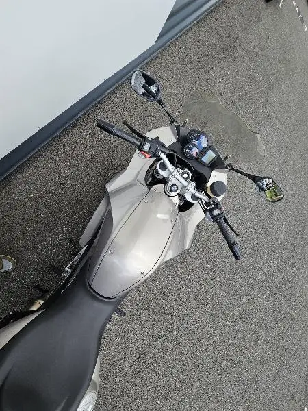 F 800 ST
