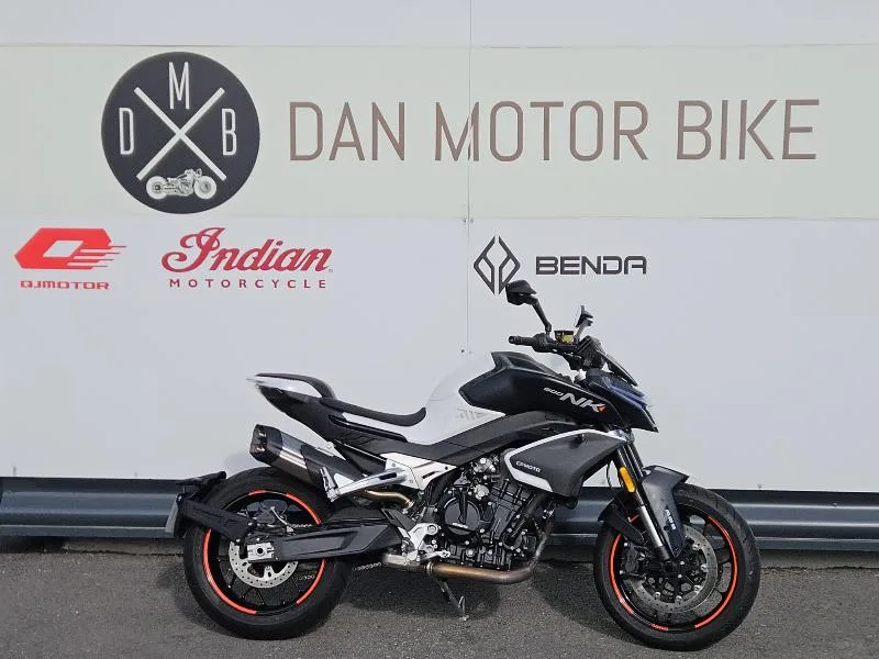 NK 800 SPORT