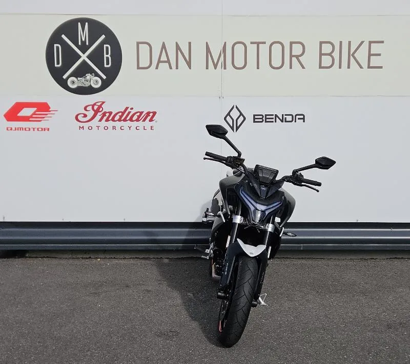NK 800 SPORT
