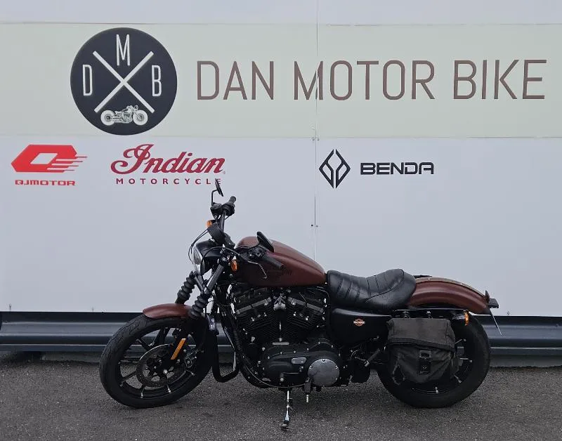 SPORTSTER IRON 883