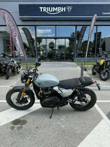SCRAMBLER 900