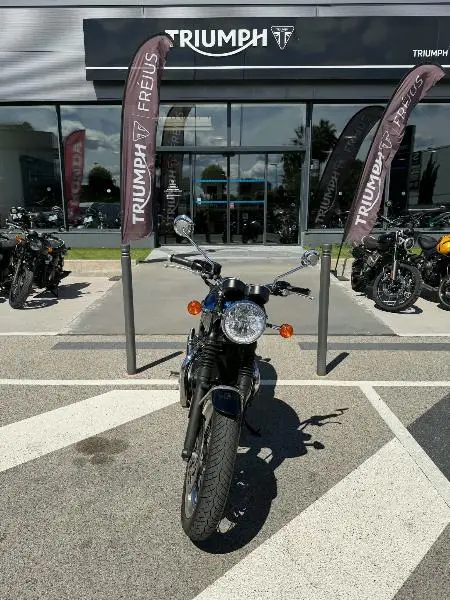 BONNEVILLE T120