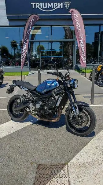 XSR 900